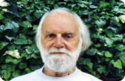 Douglas Edison Harding (1909 – 2007) angol filozófus, író, misztikus, spirituális tanító.